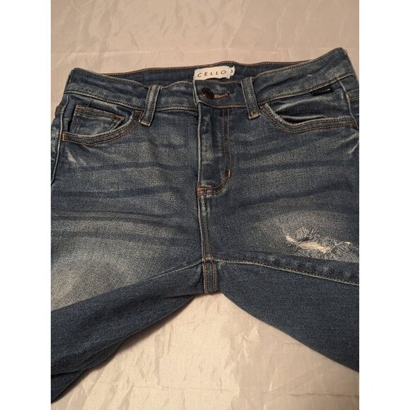 Cello Women's Size 5 Distressed Raw Hem - Picture 9 of 15